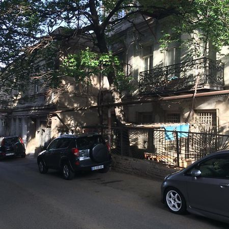 Apartment Ekako Тбилиси Екстериор снимка